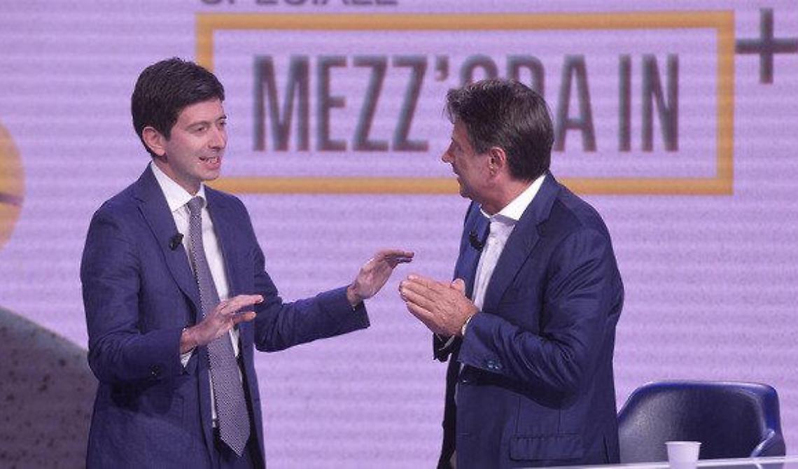 L'appello di Conte a 'Mezz'ora in più' al 'napoletano' Speranza: «Roberto sei pallido devi andare al mare»