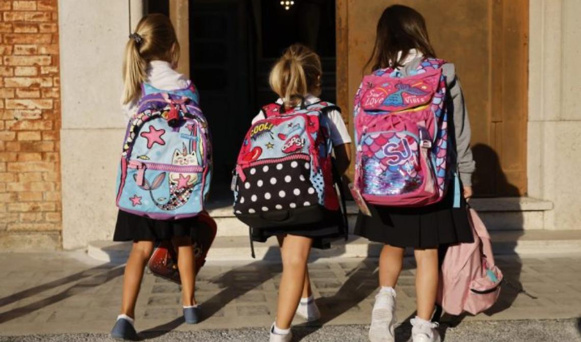 Scuola, da Dad a gestione dei positivi: ecco iI vademecum del Ministero dell'Istruzione