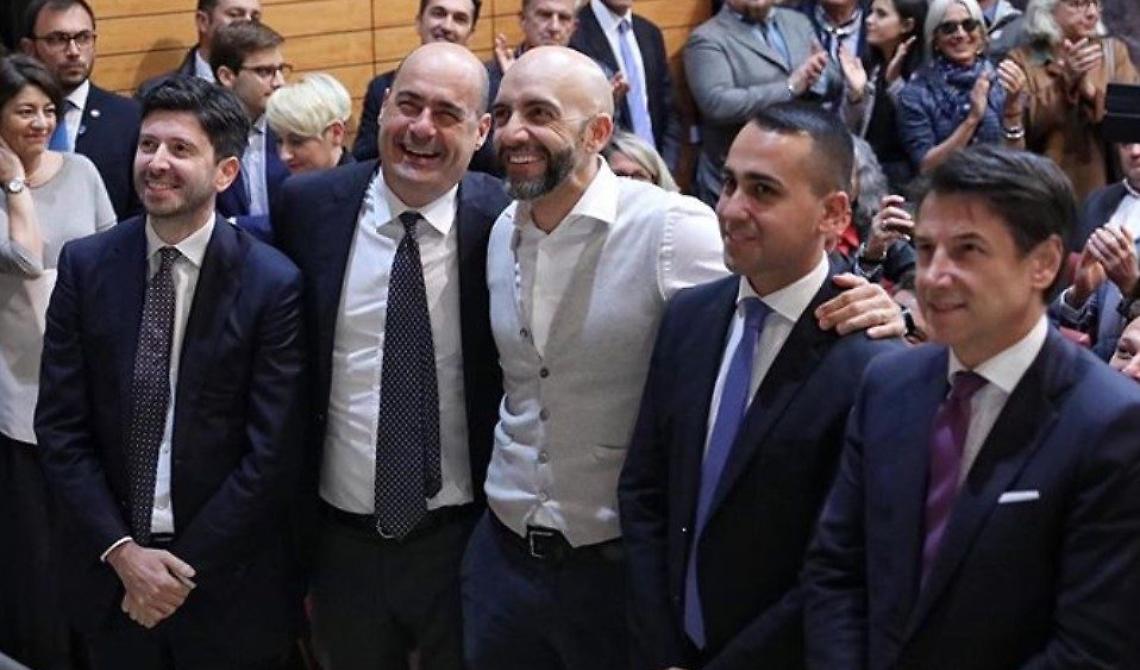Conte archivia lo scatto delle regionali in Umbria con Nicola e Roberto: «Appartiene al passato»