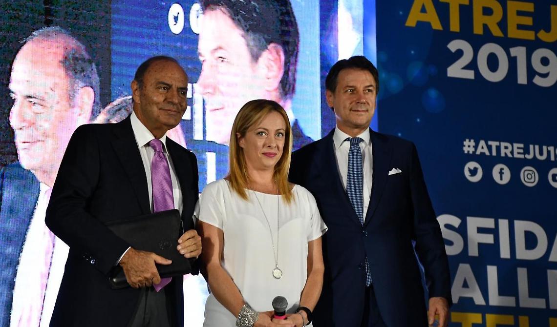 Sui social network volano Meloni e Conte. Letta fuori dalla top 10 superato anche da Zaia