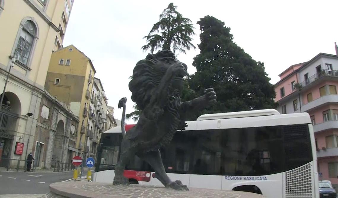 Scuola, a Potenza anno nuovo e disagi tremendamente vecchi