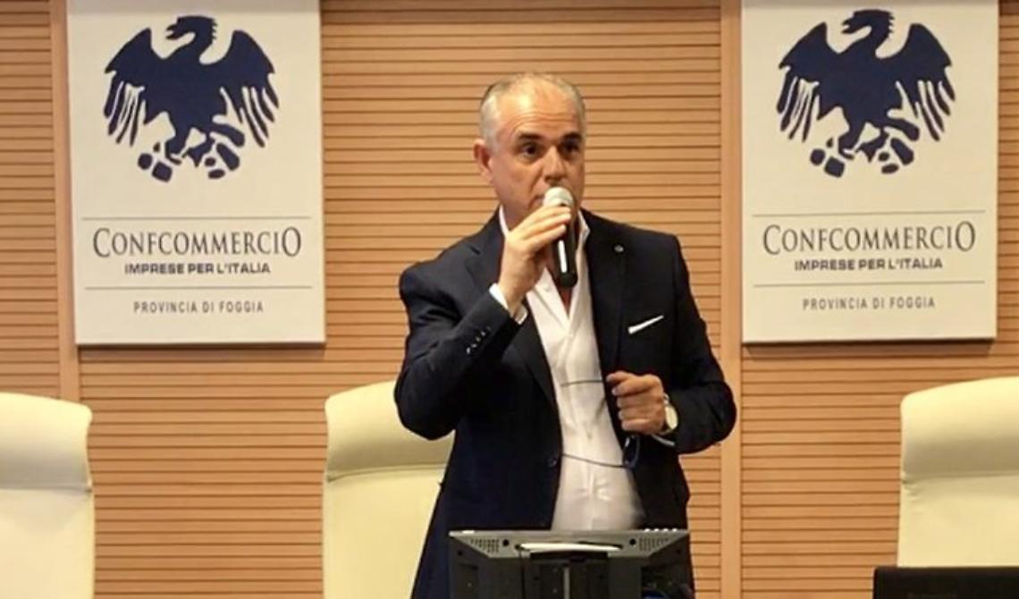 Confcommercio Foggia, Gelsomino si toglie dal vaso ma vuole piantare il suo seme: i soci pronti a tagliargli il gambo