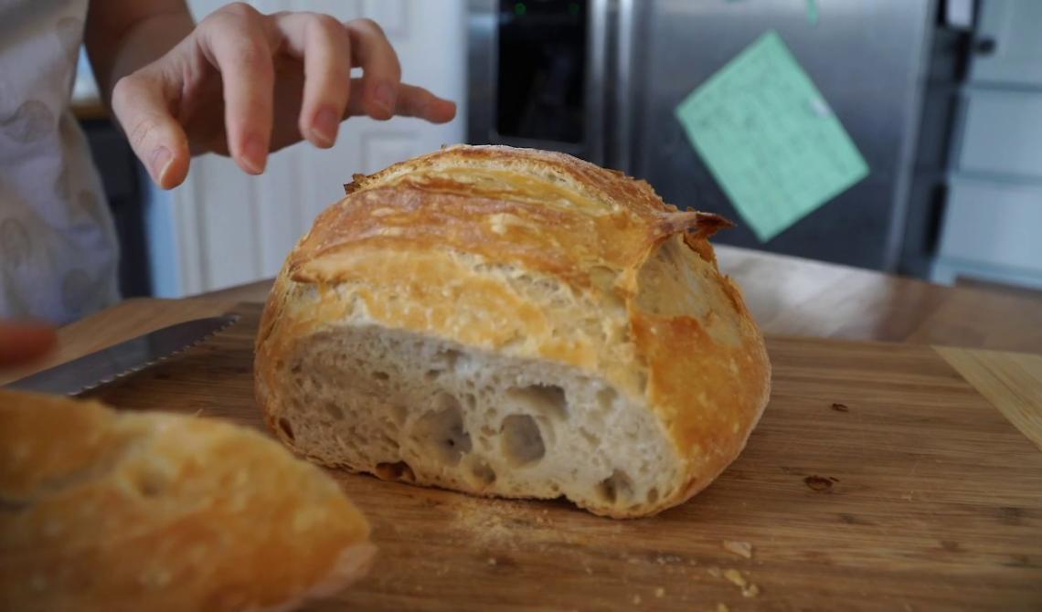 Il prezzo del pane non è mai stato così alto nell'Ue, per l'Eurostat è colpa della guerra in Ucraina