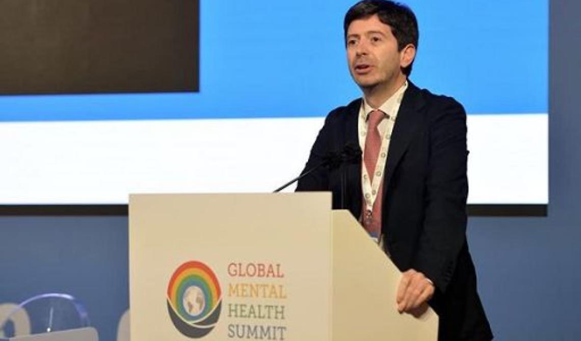 Ultimi giorni da ministro: Roberto Speranza apre il quarto summit sulla salute mentale