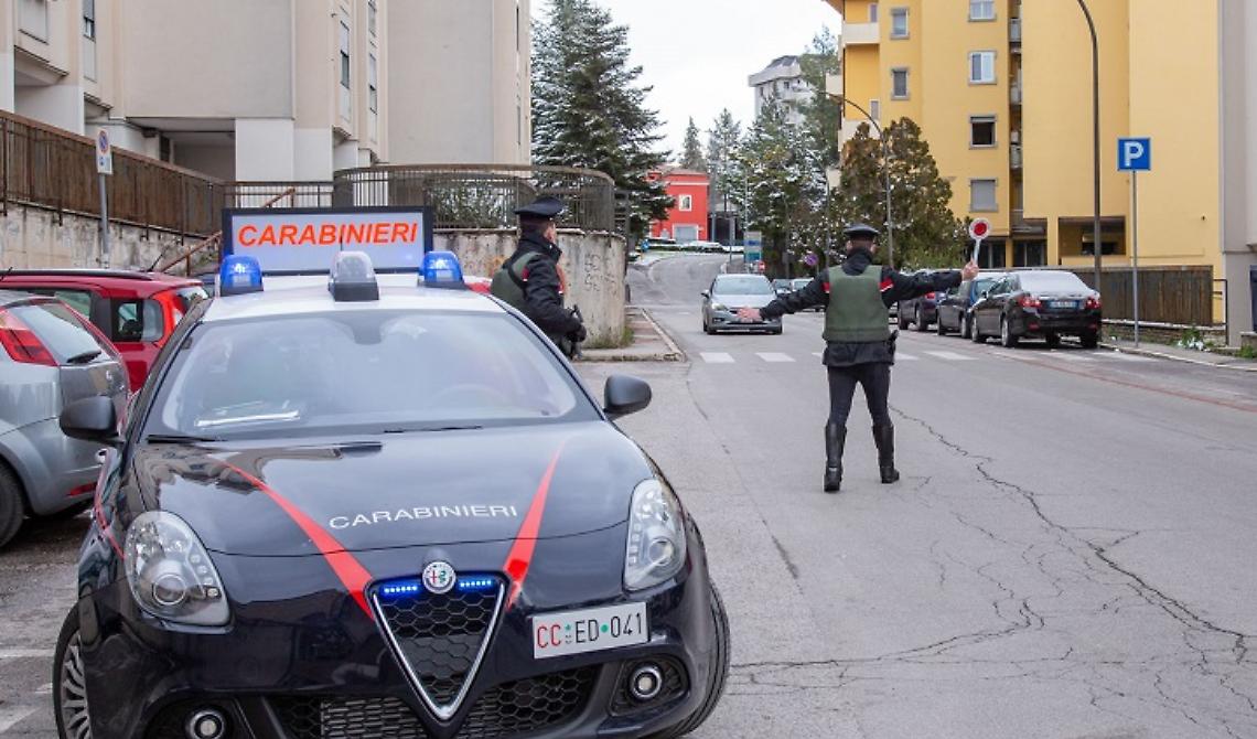 Potenza: 63enne tenta il suicidio, il tempestivo intervento dei Carabinieri evita il peggio