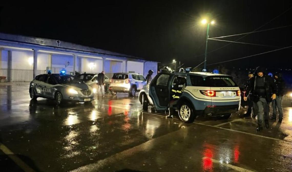 Progettava l'assalto ad un portavalori la banda di Bitonto e Cerignola fermata ad Avellino in un conflitto a fuoco con la Polizia di Avellino, Foggia e Chieti