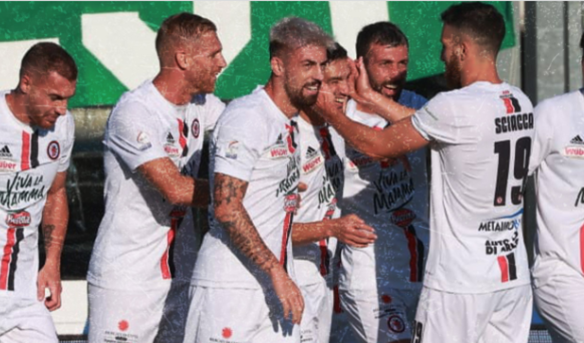 Foggia torna vittoriosa da Monopoli, ora la sfida con Cerignola su cui ha un solo punto di vantaggio in classifica