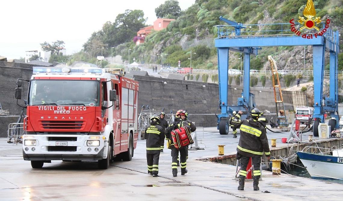 Al Porto di Maratea l'innovativa esercitazione di ricerca e soccorso dei Vigili del fuoco 
