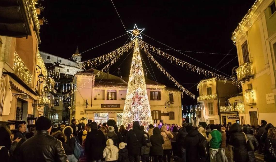 Frana di Castroccucco a Maratea: c'è il calo di prenotazioni per il Ponte dell'Immacolata