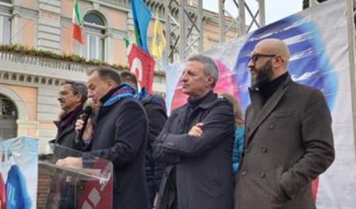 A Potenza sindacati in piazza, per Cgil e Uil la Manovra è socialmente iniqua