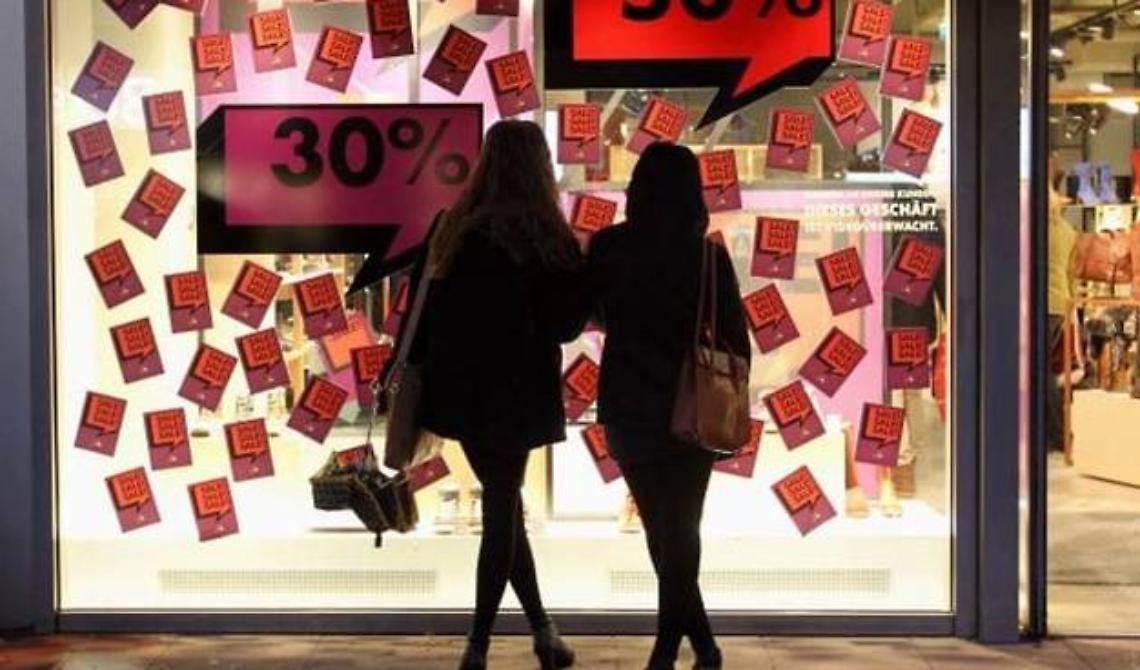 La Basilicata apre il ballo dei saldi, in Molise dureranno due mesi, in Puglia 45 giorni