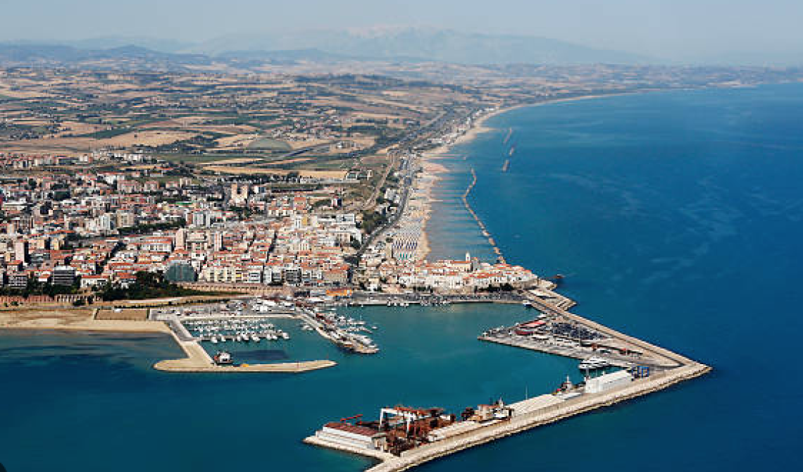 Partono i lavori per la nuova stazione marittima a Termoli per le migliaia di turisti che raggiungono le Isole Tremiti