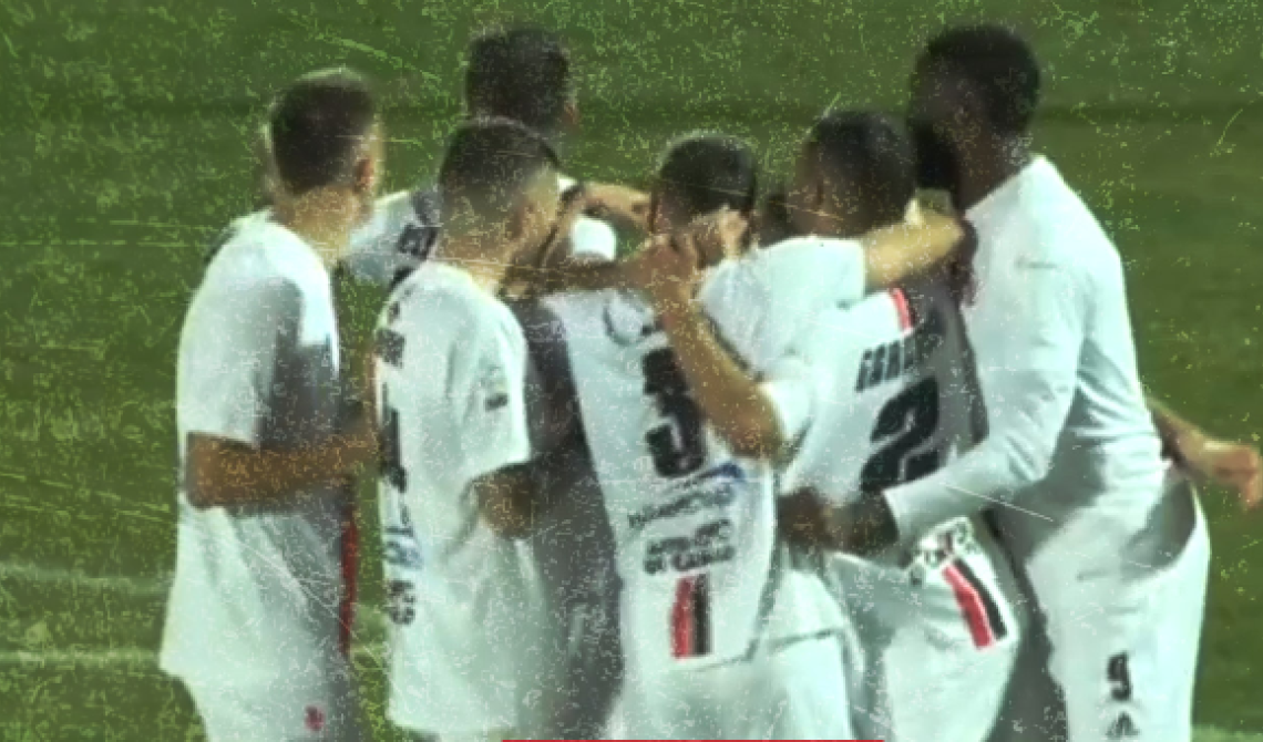 Il Foggia a Crotone: senza infamia e senza onore