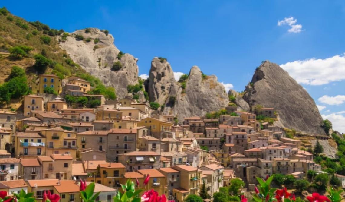 Turismo, alla Bit di Milano batte il cuore lucano: Francia e Stati Uniti sono le due principali provenienze estere