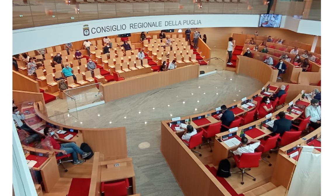 Elezioni in Puglia, sei ricorsi contro l'attribuzione dei 50 seggi in Consiglio regionale