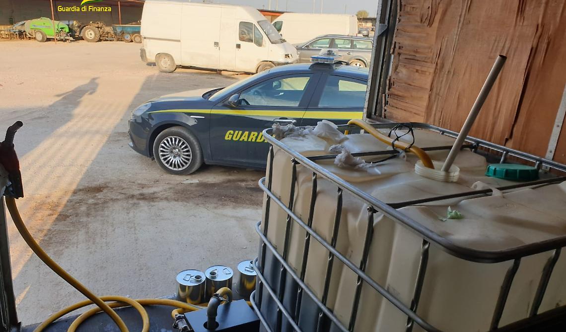 Carburante di contrabbando con base ad Orta Nova, arrivano le prima 4 condanne dopo l'operazione della GdF