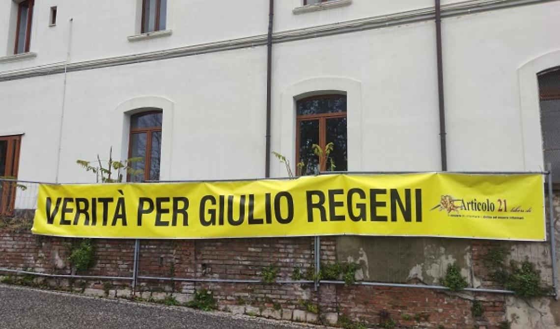 Potenza, il caso dello striscione 'Verità per Giulio Regeni'. Don Marcello Cozzi: "Segnale orrendo"