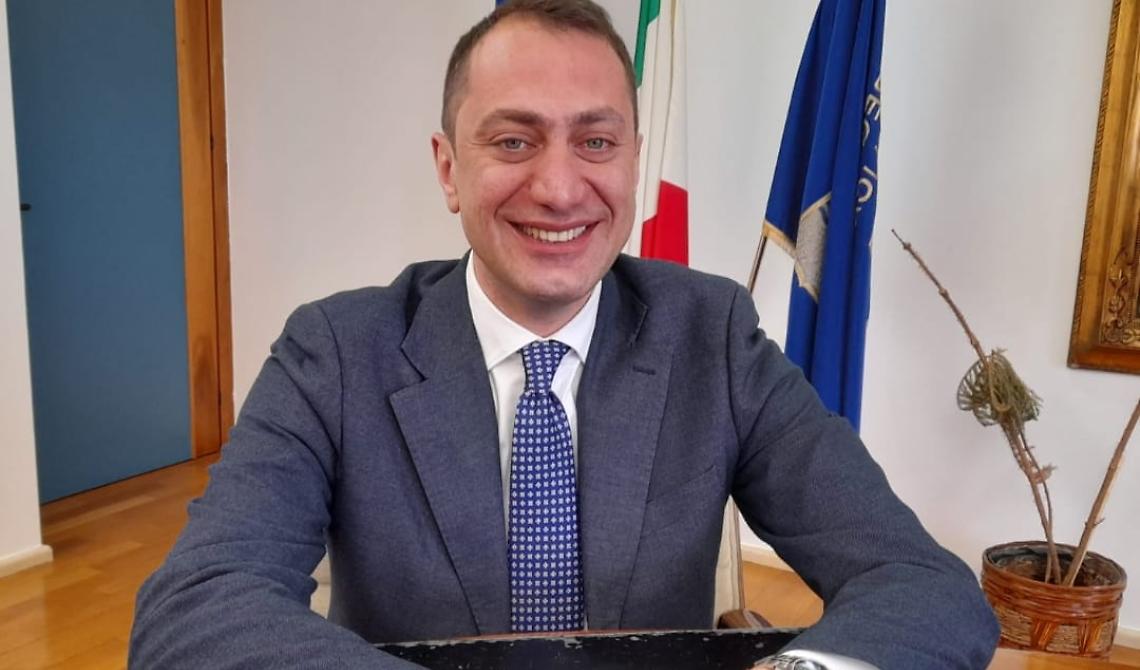 Sanità lucana sempre peggio: liste d’attesa infinite, caos dialisi e tante chiacchiere elettorali
