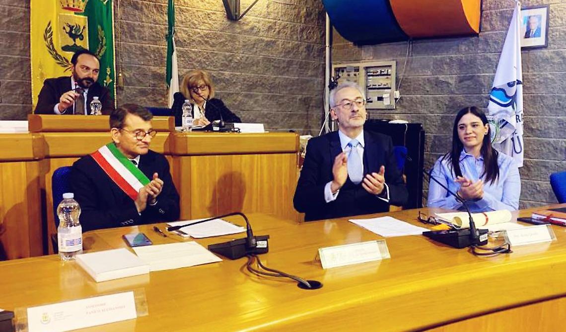 Melfi: conferita la cittadinanza onoraria a Nicola Cavallo, ordinario di fisica all'Unibas 