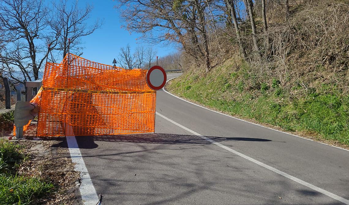 Bella, per la frana sulla Sp 14 convocato per martedì il tavolo in Prefettura