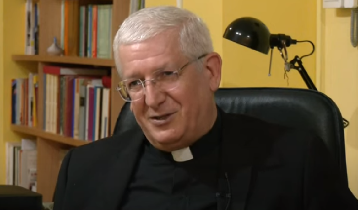 Il vescovo di Cerignola, Ciollaro: "La fede non è oppio: scegliete tra la cocaina e la Pasqua"