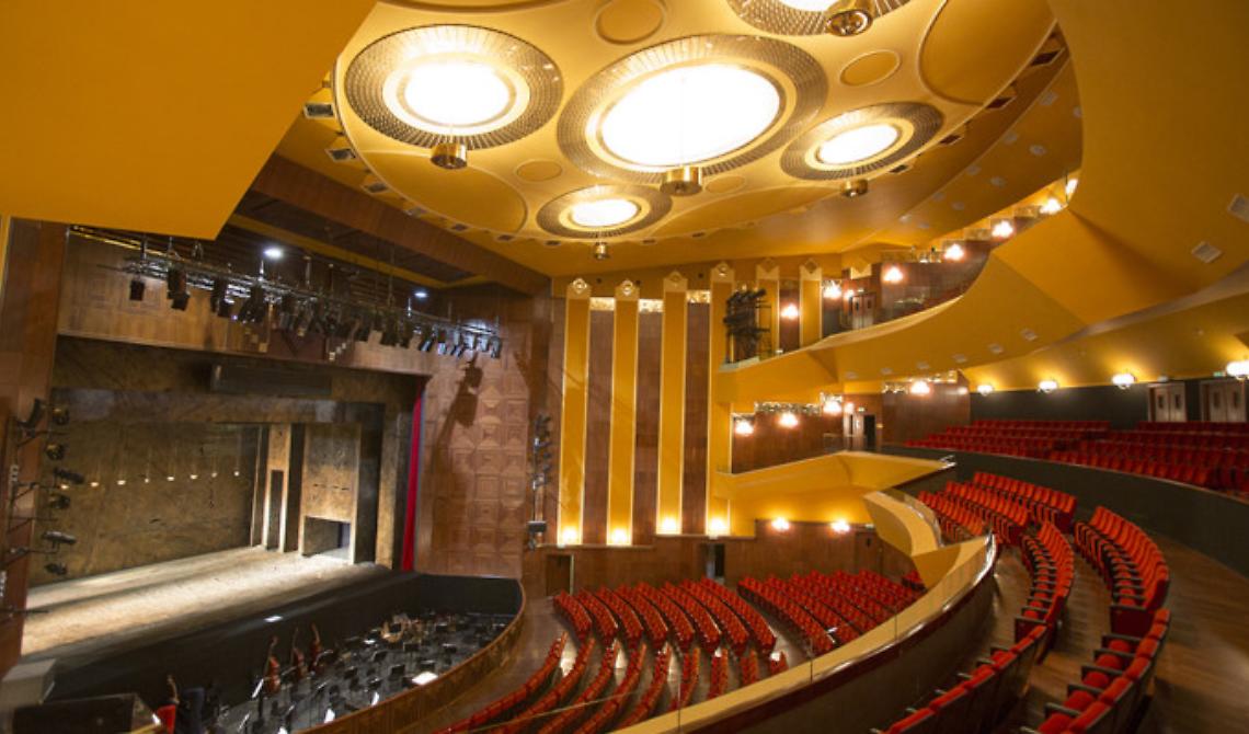 Una coproduzione stratosferica e due cast stellari per l'Andrea Chénier di Umberto Giordano al Teatro Lirico di Cagliari