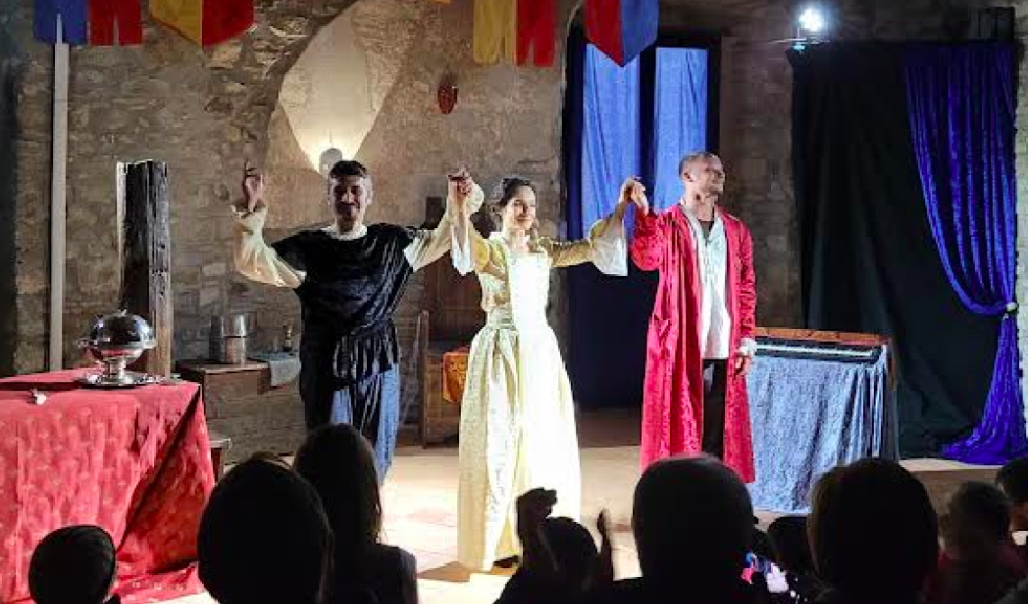 Brindisi di Montagna, Storia di una Bella e di una Bestia conquista i lucani con le sette repliche da tutto esaurito