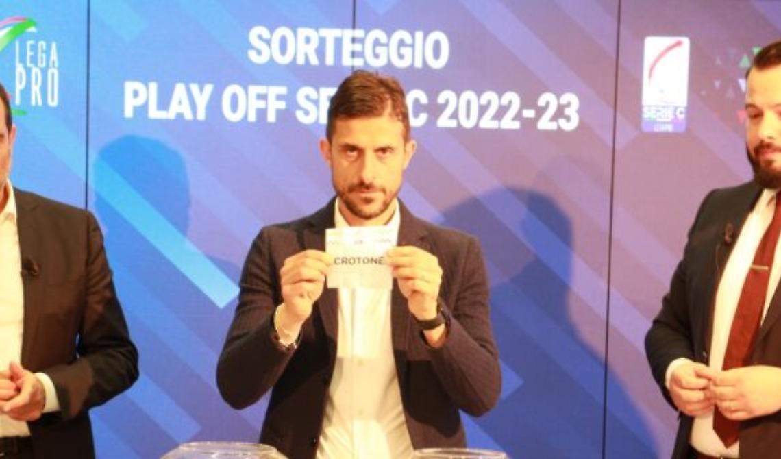 Playoff, sarà derby del Sud tra Foggia e Crotone