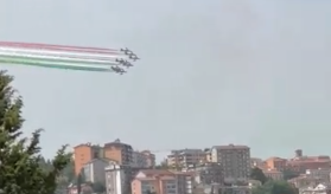 Spettacolari le Frecce tricolori su Potenza