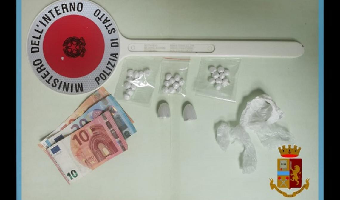 Potenza: arrestato un 25enne nigeriano in possesso di 30 involucri di eroina