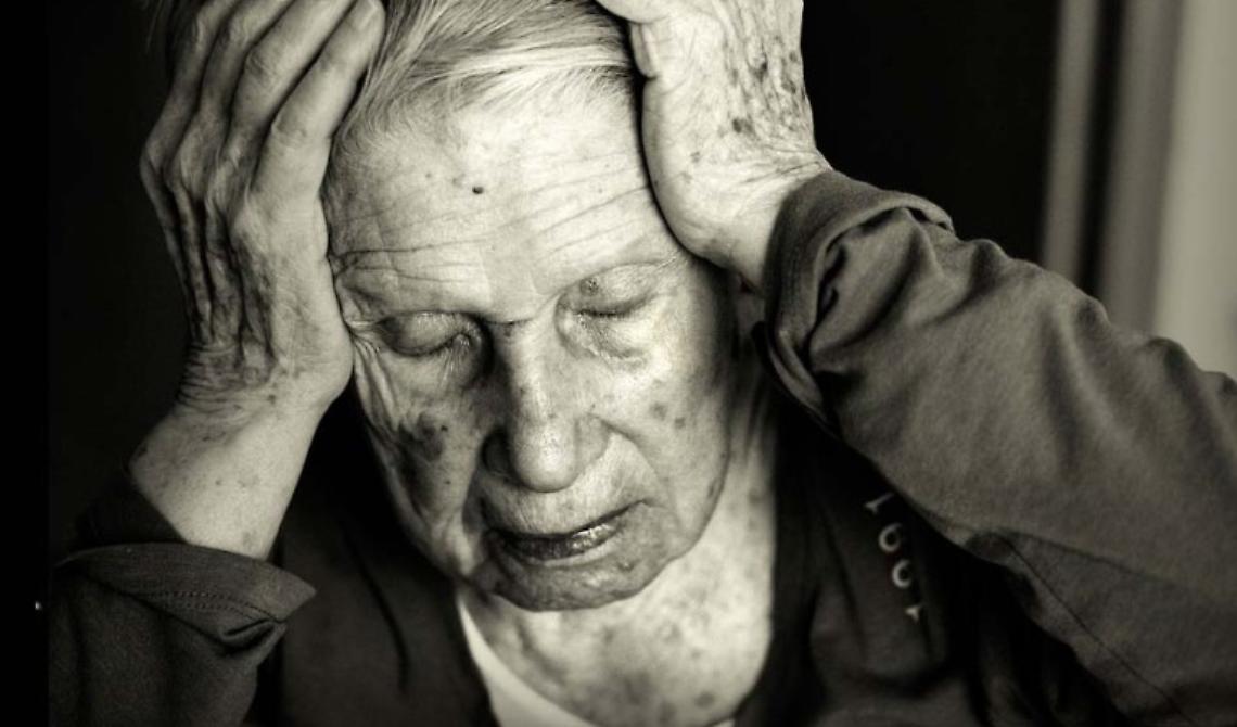 "La Regione Puglia se ne frega dei 70mila malati di Alzheimer"