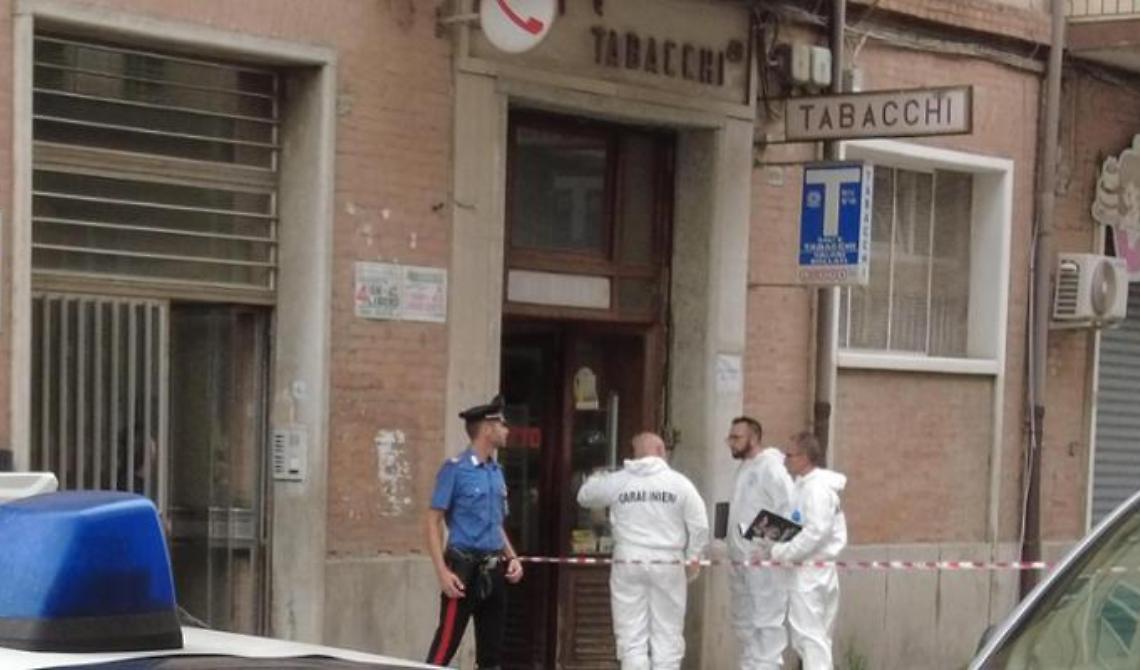 Tabaccaia uccisa a Foggia, l'indignazione risale l'Italia. Goielliere veneto: «Le leggi favoriscono i delinquenti»