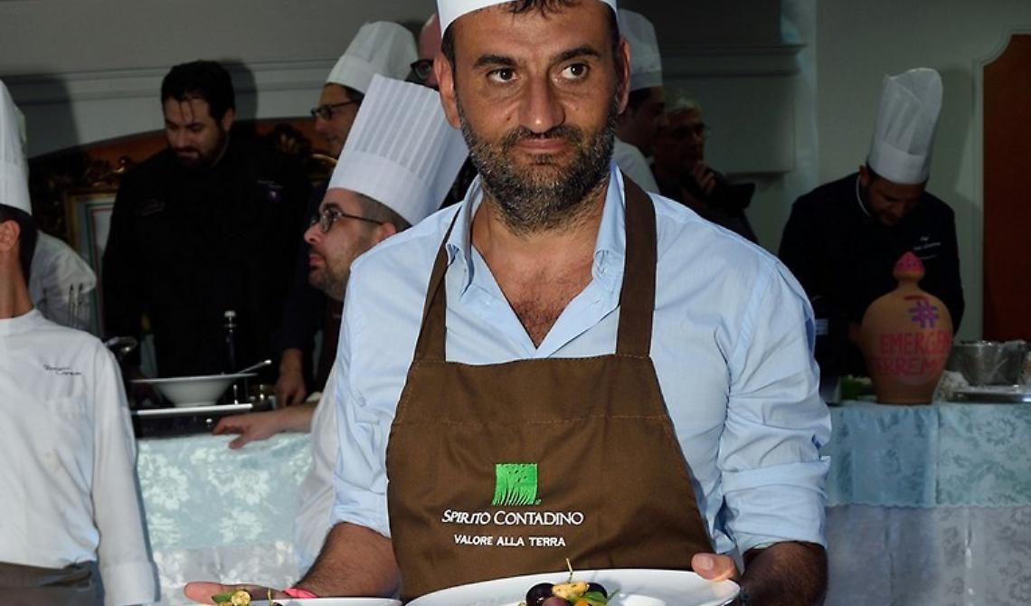 E' sfida ai fornelli tra 8 sindaci pugliesi, un marchigiano e uno abruzzese