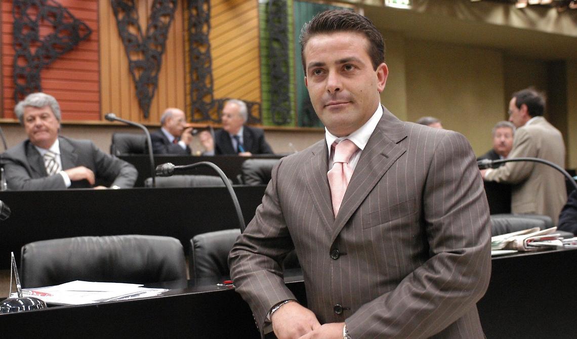 Voto di scambio mafioso a Bari e Valenzano: inizia il processo per il presidente del Foggia Calcio,  ex consigliere regionale, e una ex consigliera comunale