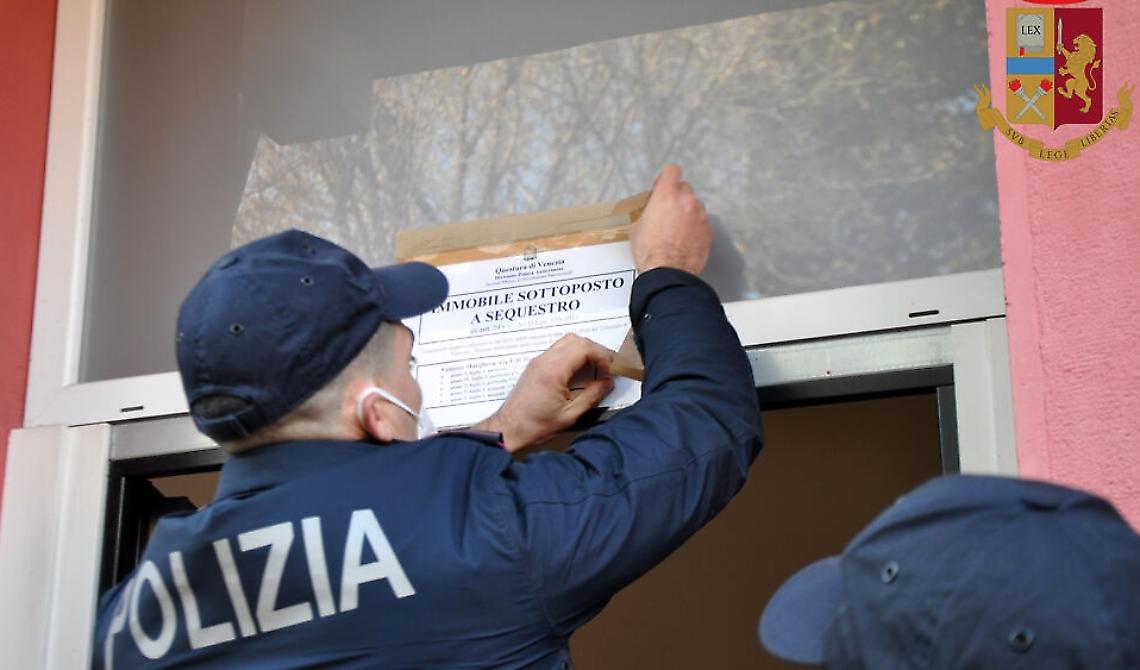 Maxisequestro di 26 immobili abusivi a San Severo