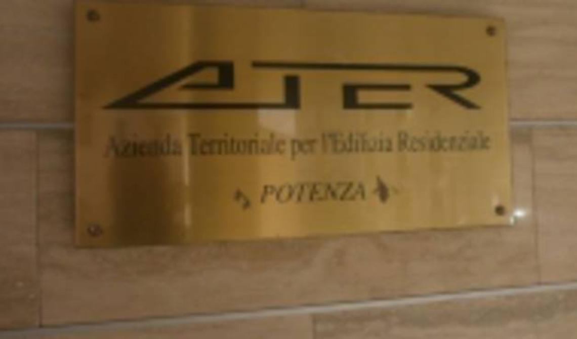Ater di Potenza: è davvero maxi la consulenza di 100 mila euro per risolvere la situazione dei 64 alloggi di Macchia Giocoli 