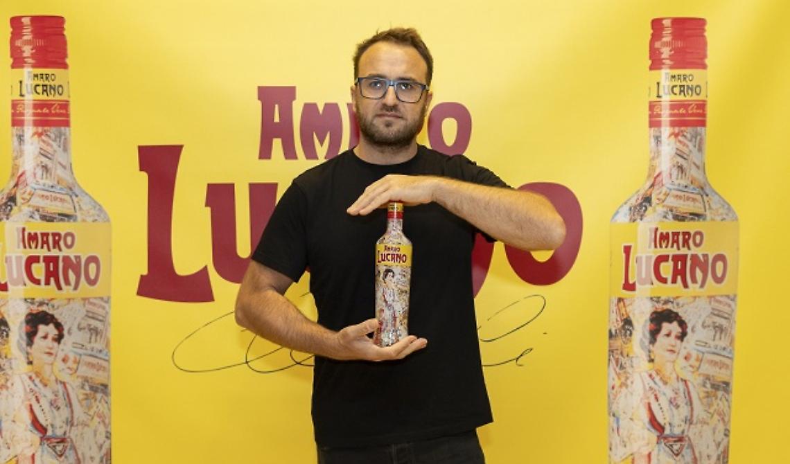 Amaro Lucano si rifà il look con la special edition firmata dall’artista Vincenzo Mascoli