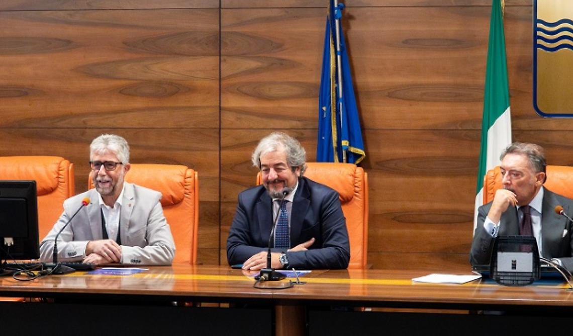 Regione Basilicata: presentato il progetto “Punto Digitale Facile”