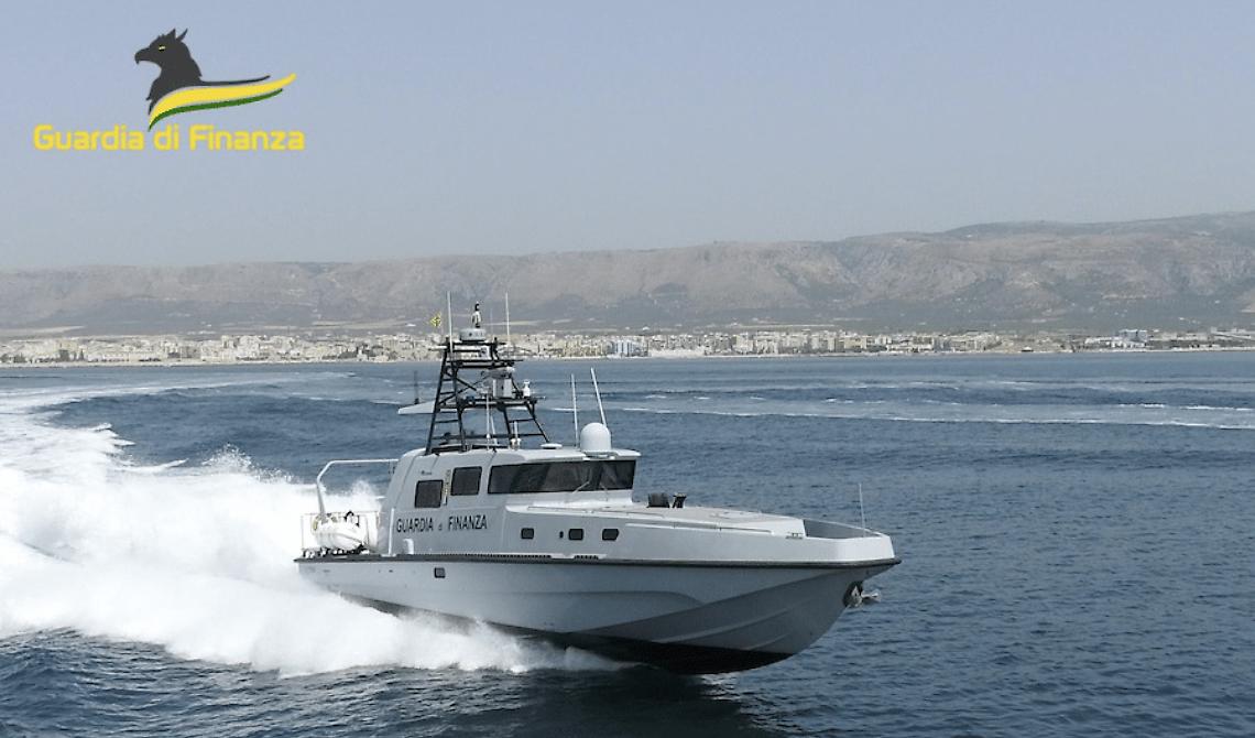 Scontro al largo di Manfredonia tra due motovedette della GdF, feriti lievemente tre finanzieri