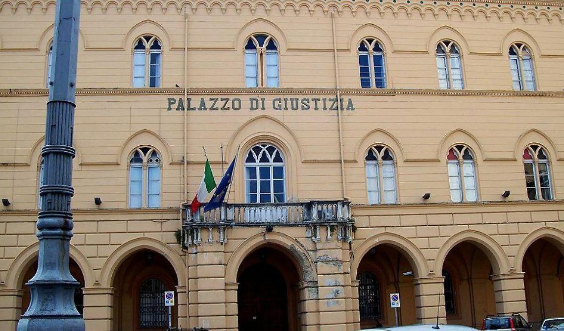 Banda di ladri d'auto in trasferta da Foggia in Abruzzo: nel "gruppo d'azione criminale" anche un 15enne