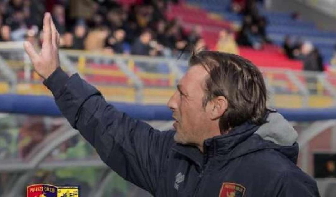 Cortocircuito nel Potenza Calcio, Raffaele rinuncia all'incarico di allenare la squadra