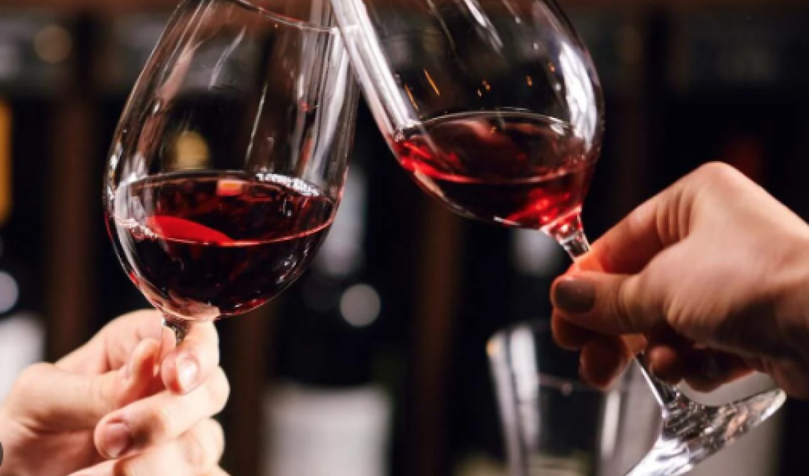 Tutto il di...vino di un brindisi