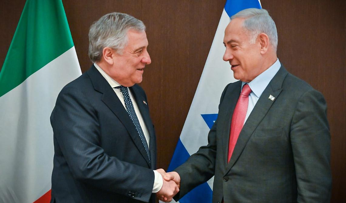 23.357 persone uccise a Gaza, tra cui 10mila bambini, ma per Tajani non è genocidio. A Foggia sfila la protesta