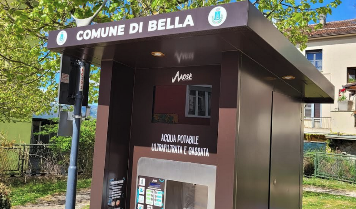 Successo green per il Comune di Bella: casette dell'acqua prese d'assalto. Ecco i numeri del risparmio per le famiglie