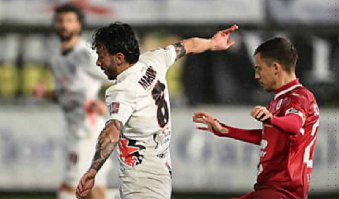 Brutto, bruttissimo il Foggia che precipita nel burrone della serie D