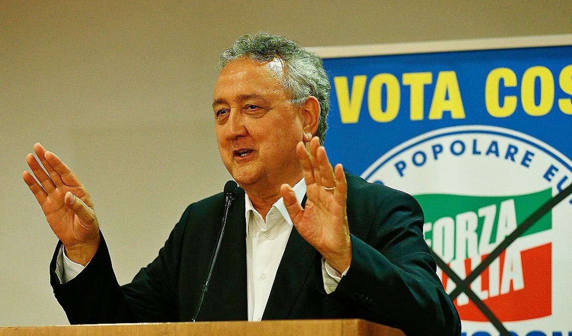 Sulla possibile non ricandidatura di Bardi, Forza Italia al limite della rassegnazione: "Ma facciano quello che credono..."