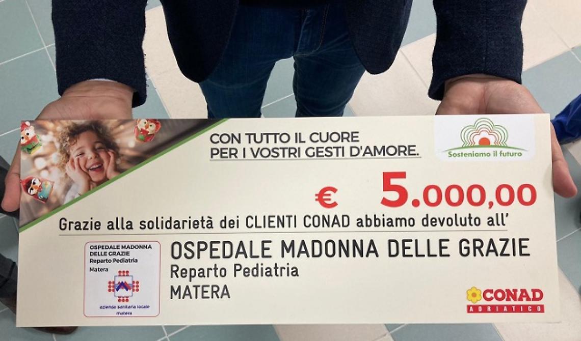 Una Conad dal cuore grande: donati 5000 euro al reparto di Pediatria dell'ospedale di Matera