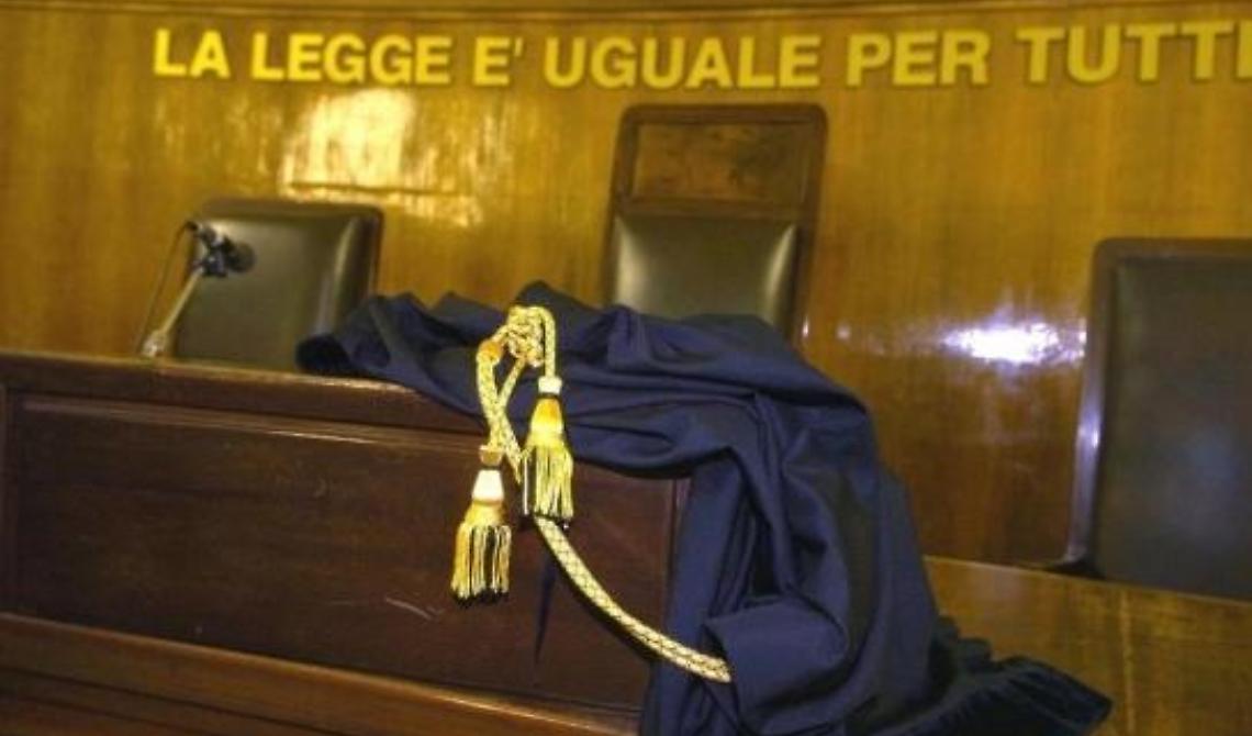 8 marzo, avvocati d'impresa: c'è la parità numerica ma resta il divario sui compensi 