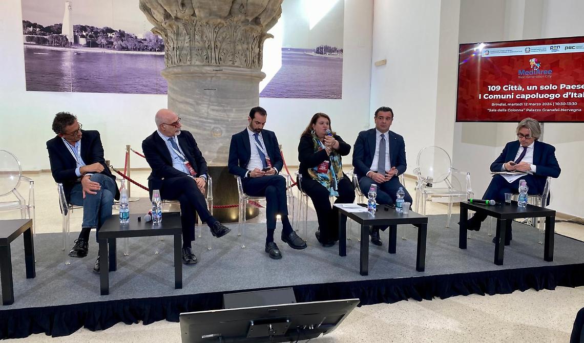 Autonomia differenziata: "io la vedo molto male per tutti", dice a Brindisi la sindaca di Foggia