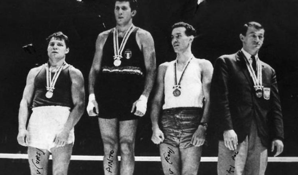 Oggi, 14 Marzo 1943, nasce Cosimo Pinto il pugile d'origine foggiana successore di Cassius Clay